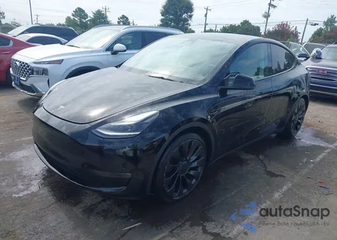 2022 Tesla Model Y Performance Dual Motor All-Wheel Drive from USA, damaged, VIN 7SAYGDEF6NF573872
